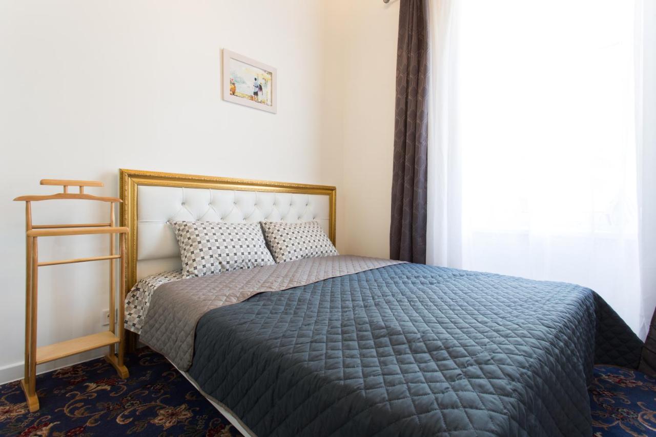 Royal Apartment On Pushkinskaya 哈尔科夫 外观 照片