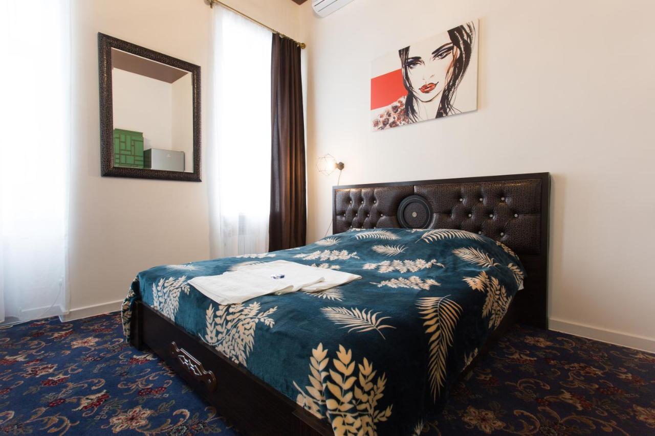Royal Apartment On Pushkinskaya 哈尔科夫 外观 照片