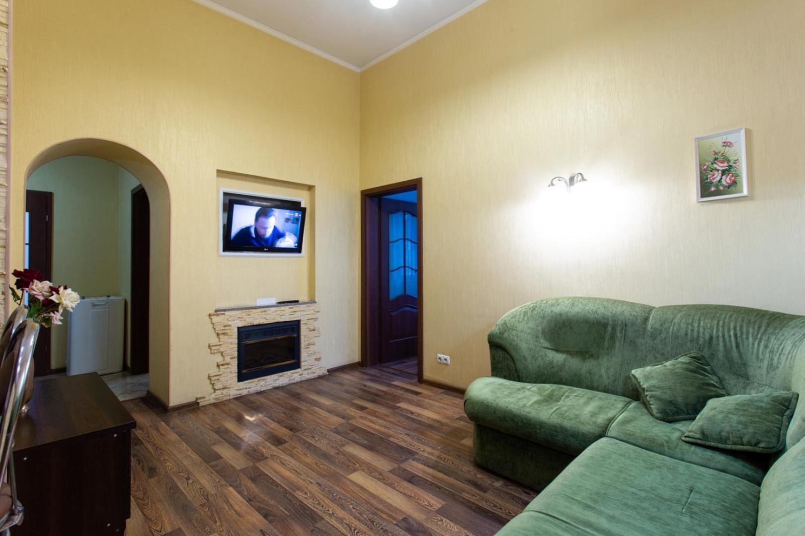 Royal Apartment On Pushkinskaya 哈尔科夫 外观 照片