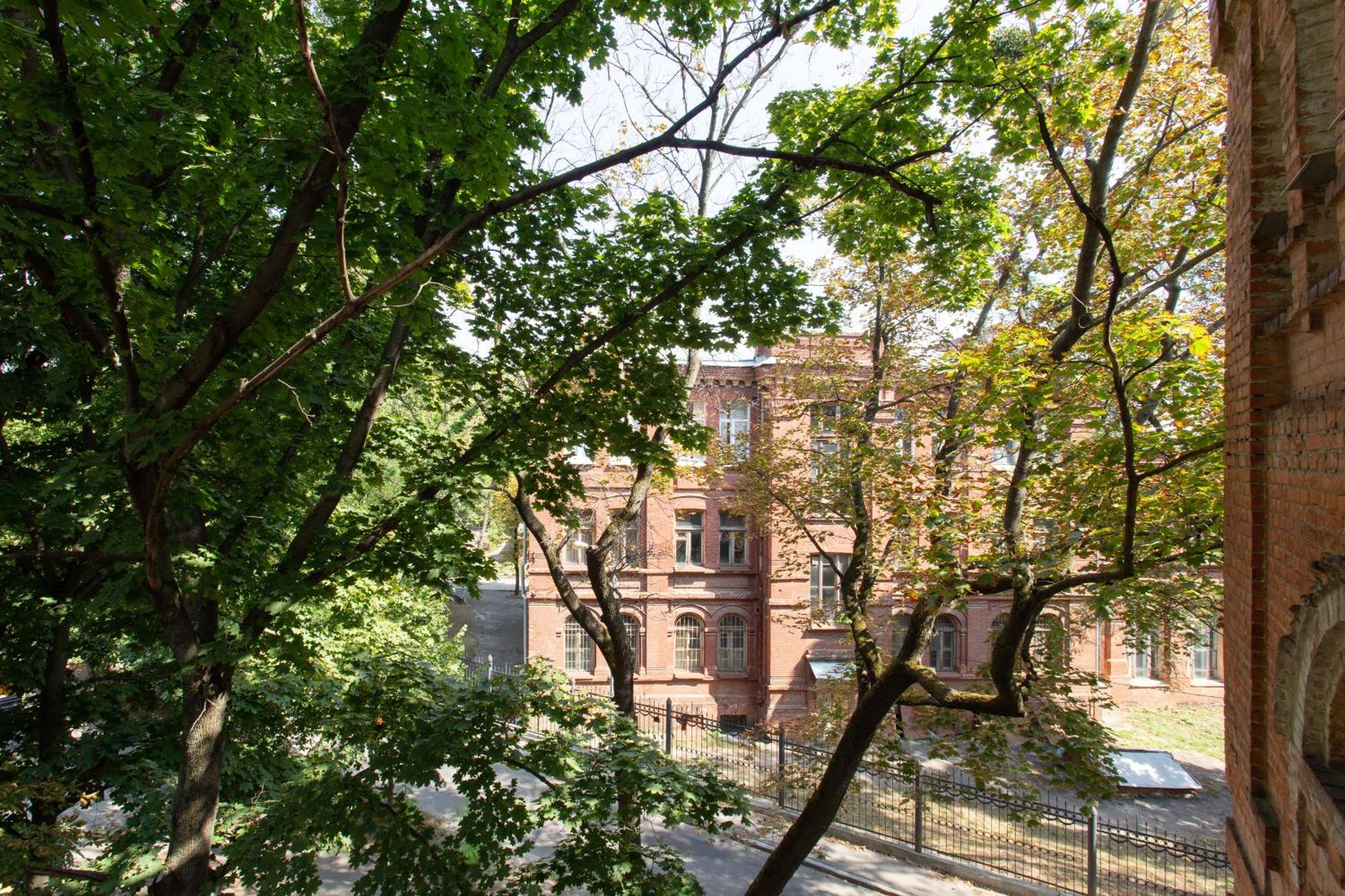 Royal Apartment On Pushkinskaya 哈尔科夫 外观 照片